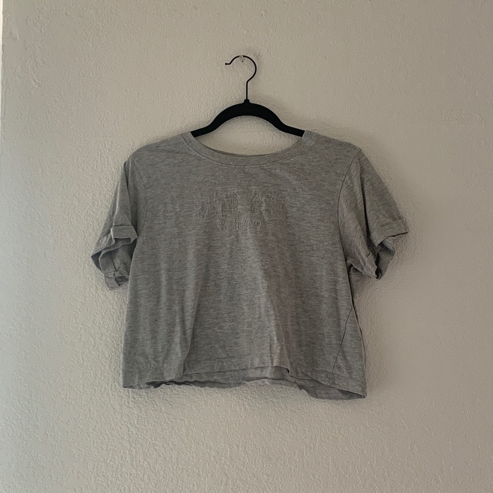 Messy Bun Just Chillin' San Francisco Crop Top